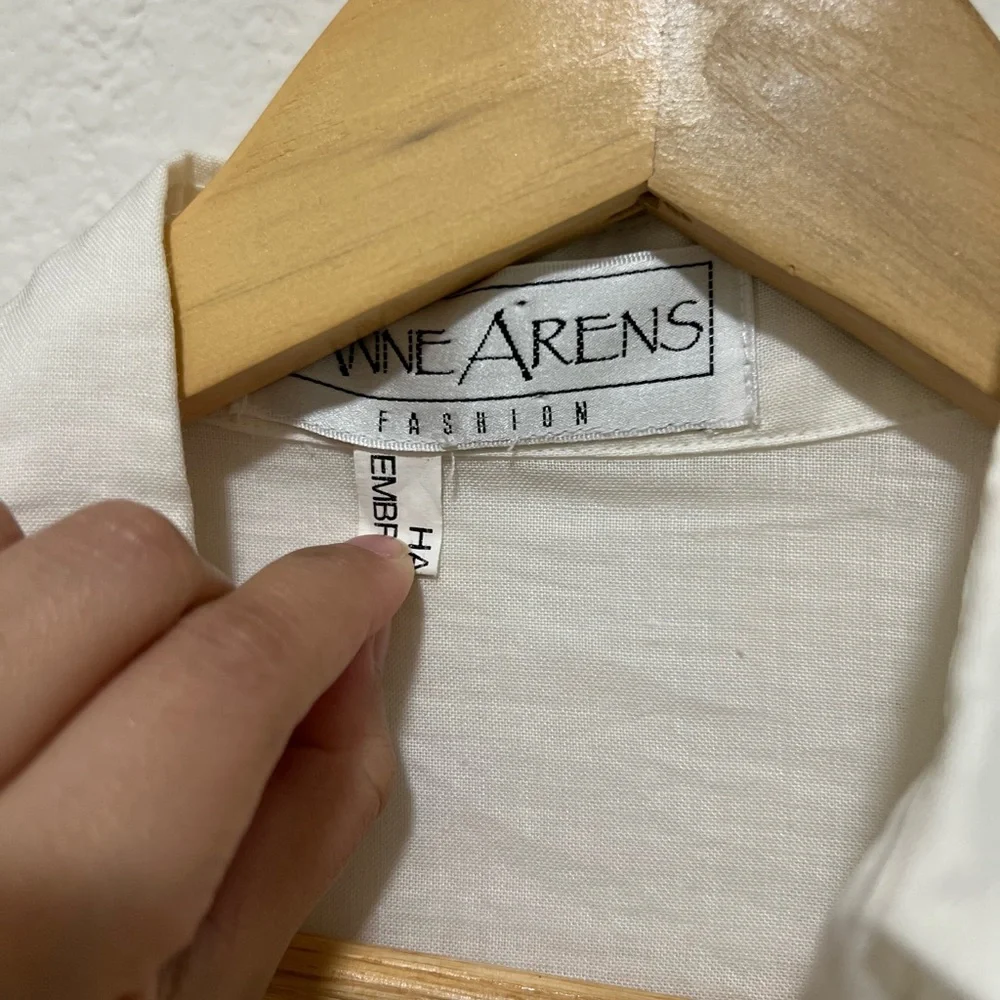 Elegant White Button Down Shirt - Picture 6 of 8